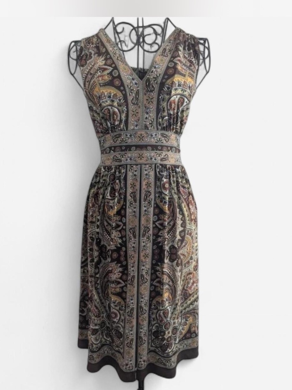 Perceptions Sleeveless Paisley Midi Dress in Black and Multicolor